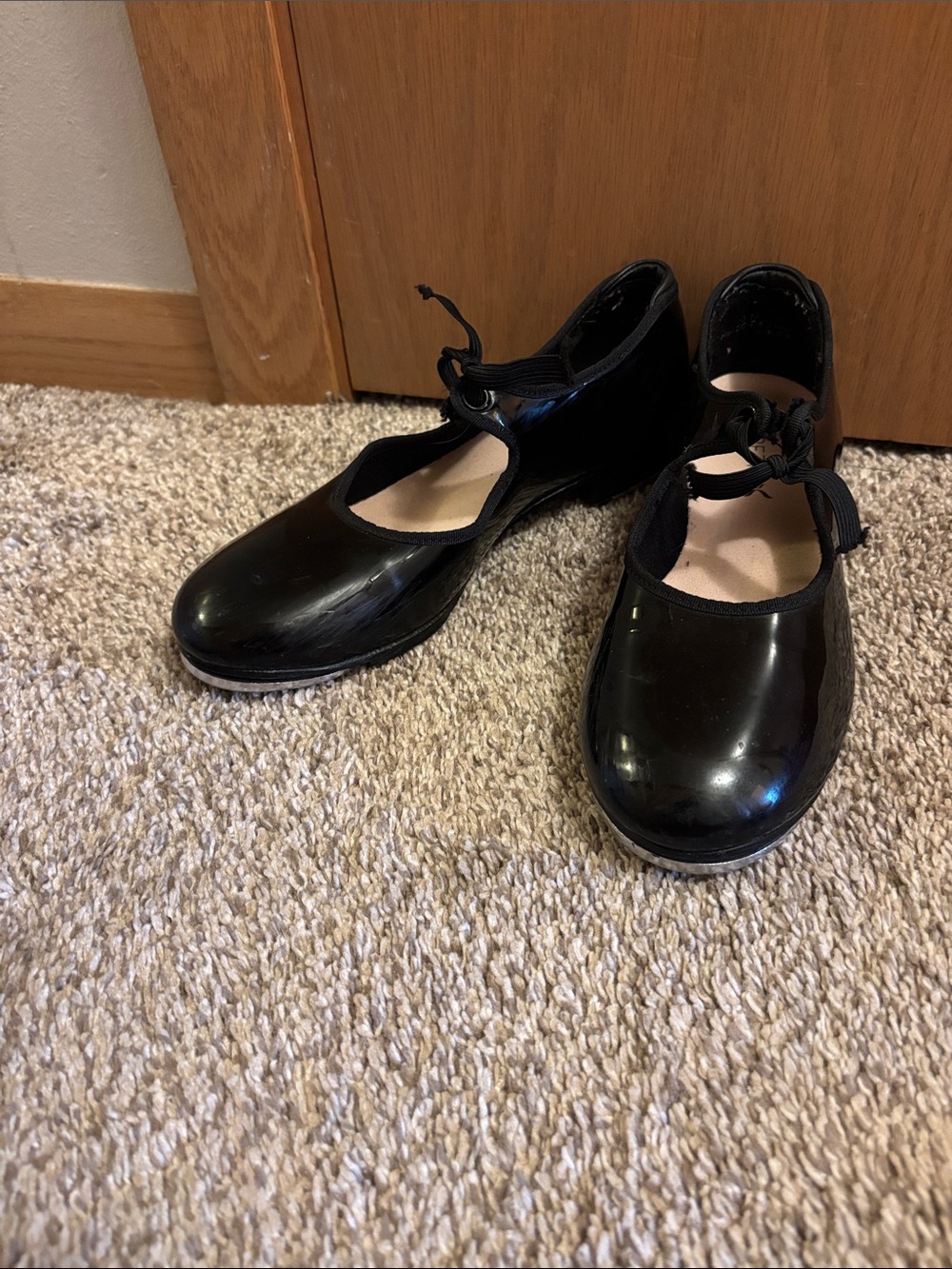 Girls Capezio tap shoes